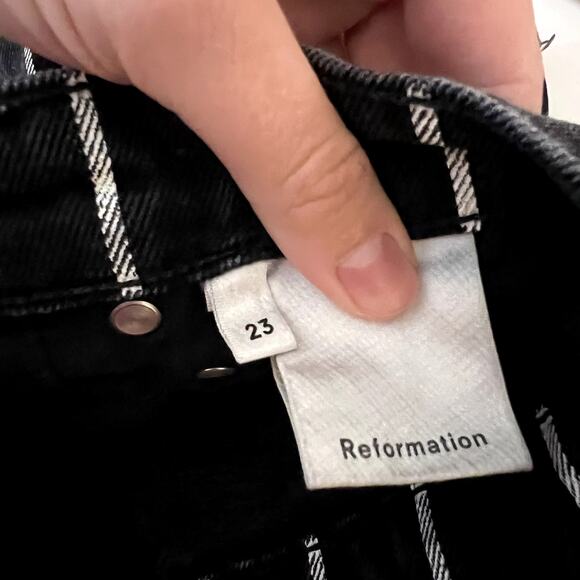 Reformation Jeans Striped Shorts LAST CALL - Picture 5 of 6